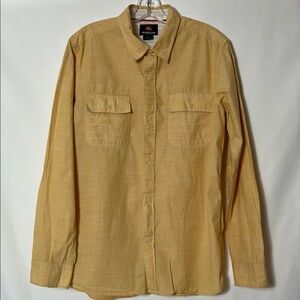Quiksilver Men’s Medium Long Sleeve Mustard Yellow Casual Button Front Shirt
